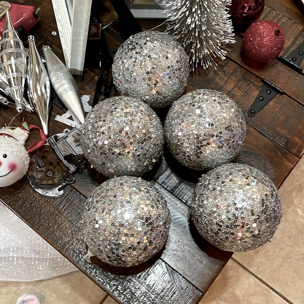 Big silver SPARKLY ORNAMENTS